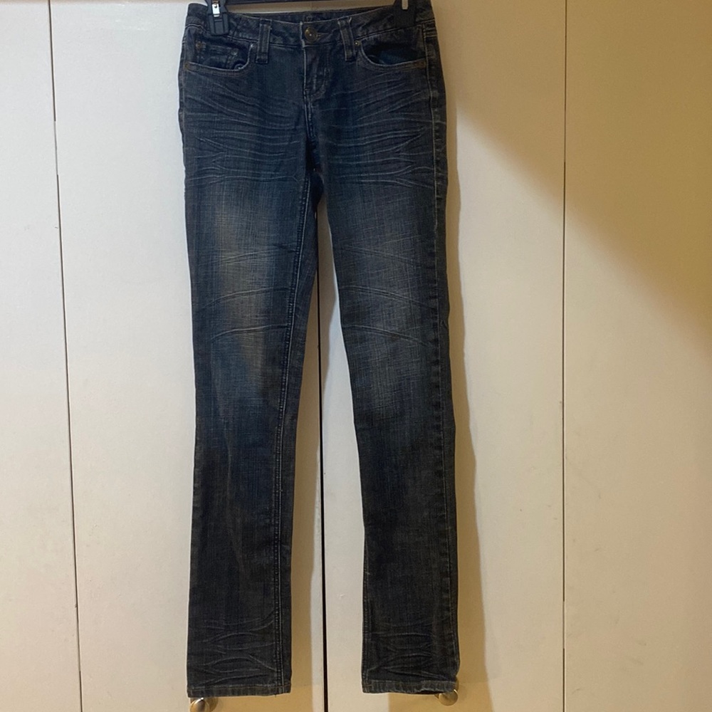 Zco Straight leg Jean in excellent condition size 3 juniors size
